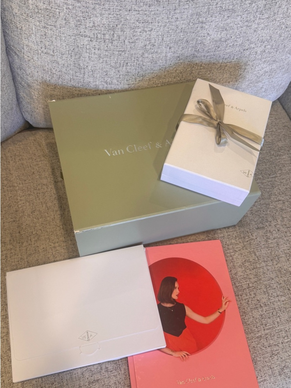 Authentic 💯Van Cleef & Arpels Box Set in Sage Green with White and Pink Accents